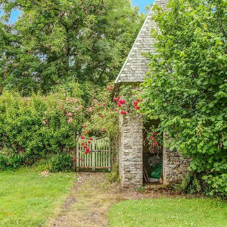 Holiday home In Sur With Terrace Portbail